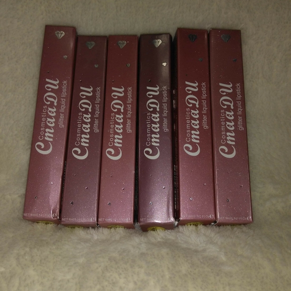 Lipstick - Picture 3 of 8